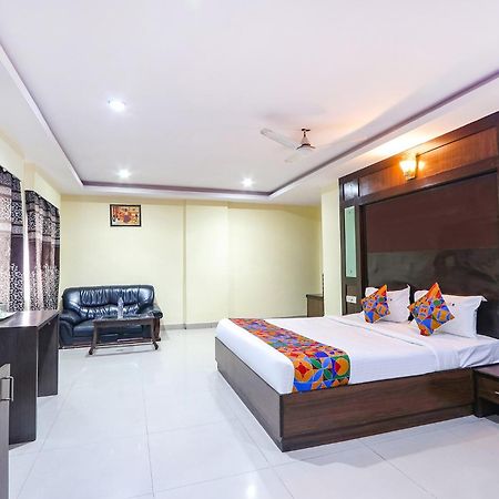 Fabhotel Royal Residency II - Nr Lakdikapul Metro Station Hyderabad Eksteriør billede