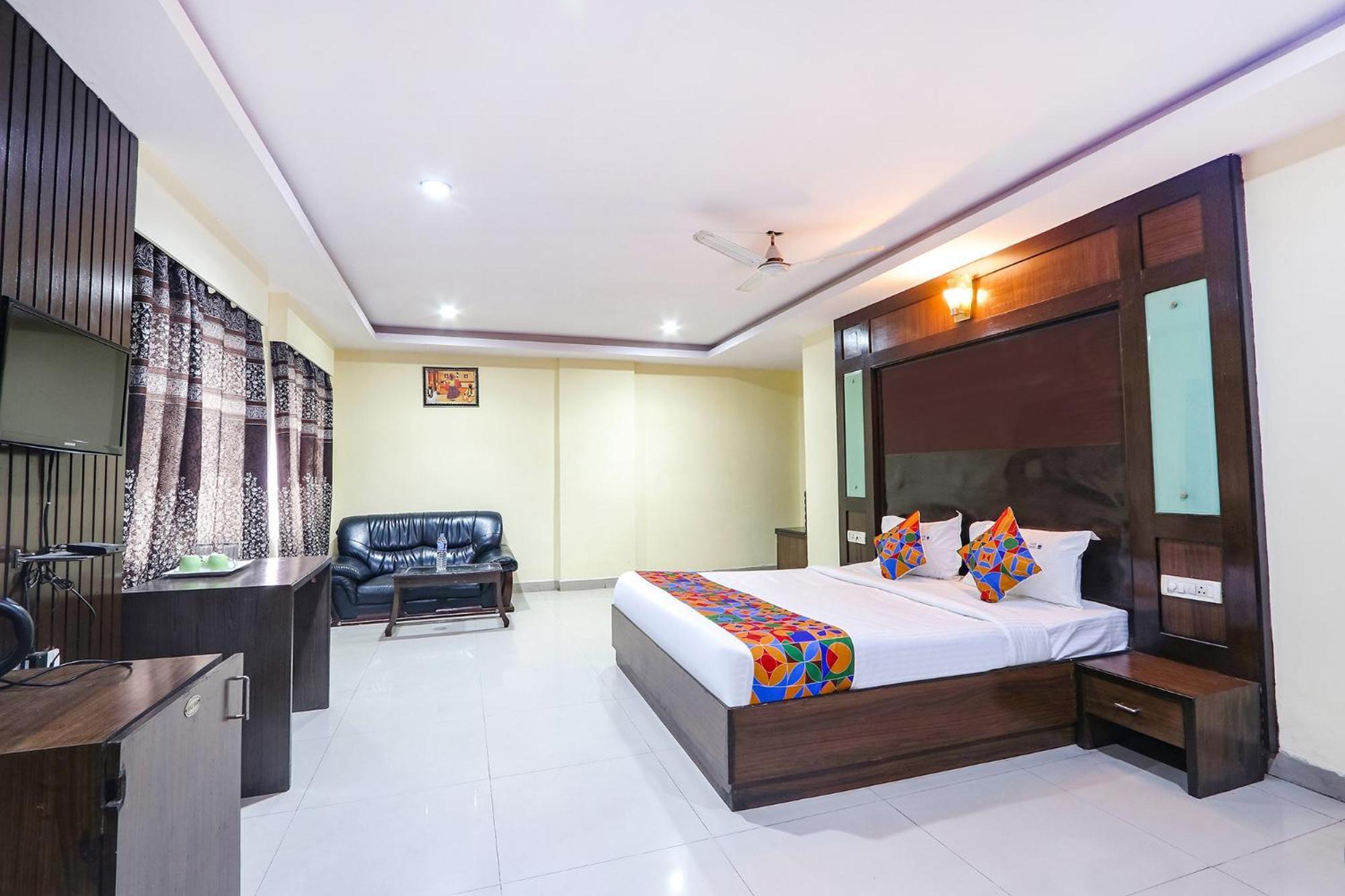 Fabhotel Royal Residency II - Nr Lakdikapul Metro Station Hyderabad Eksteriør billede