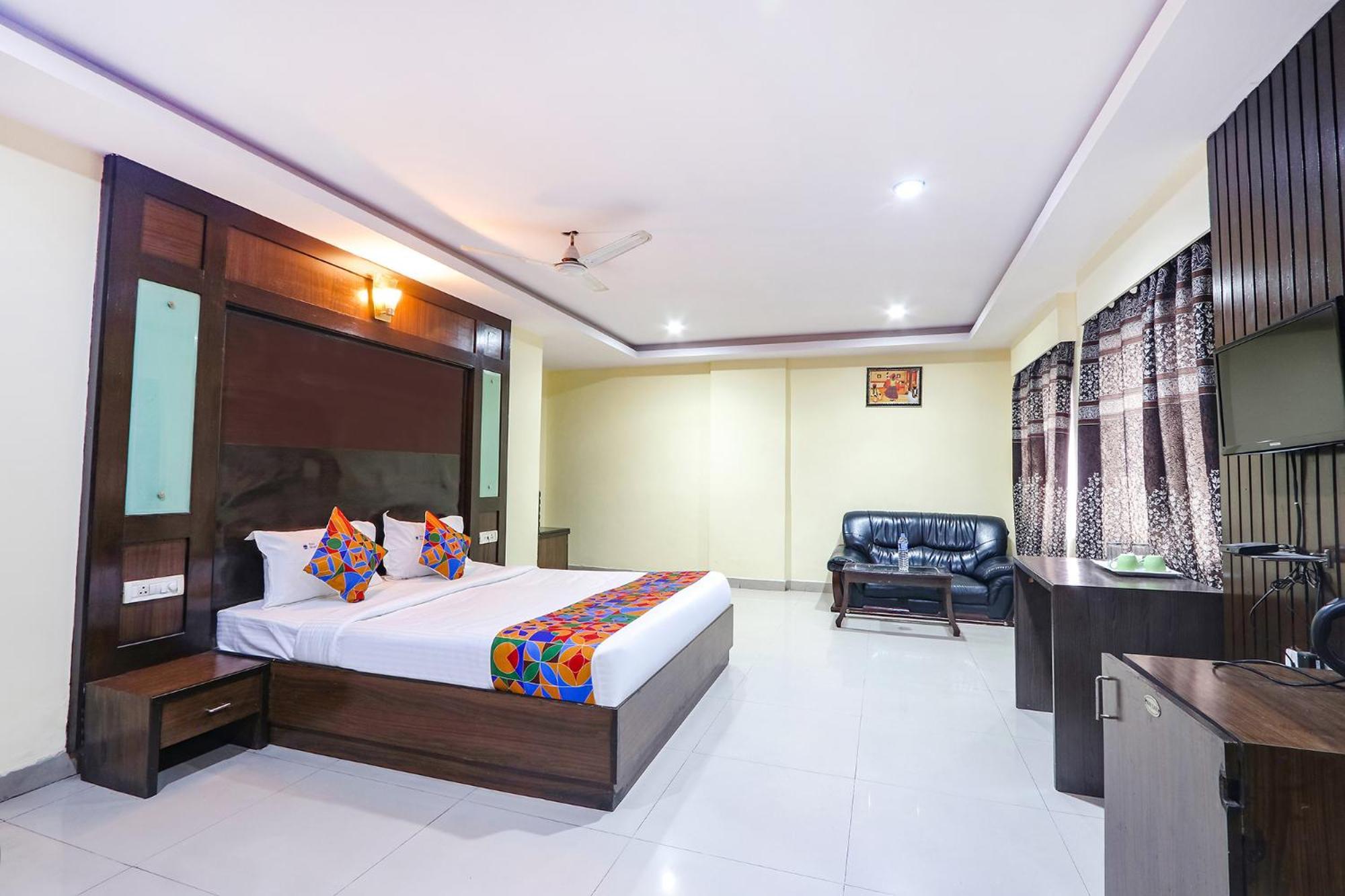 Fabhotel Royal Residency II - Nr Lakdikapul Metro Station Hyderabad Eksteriør billede
