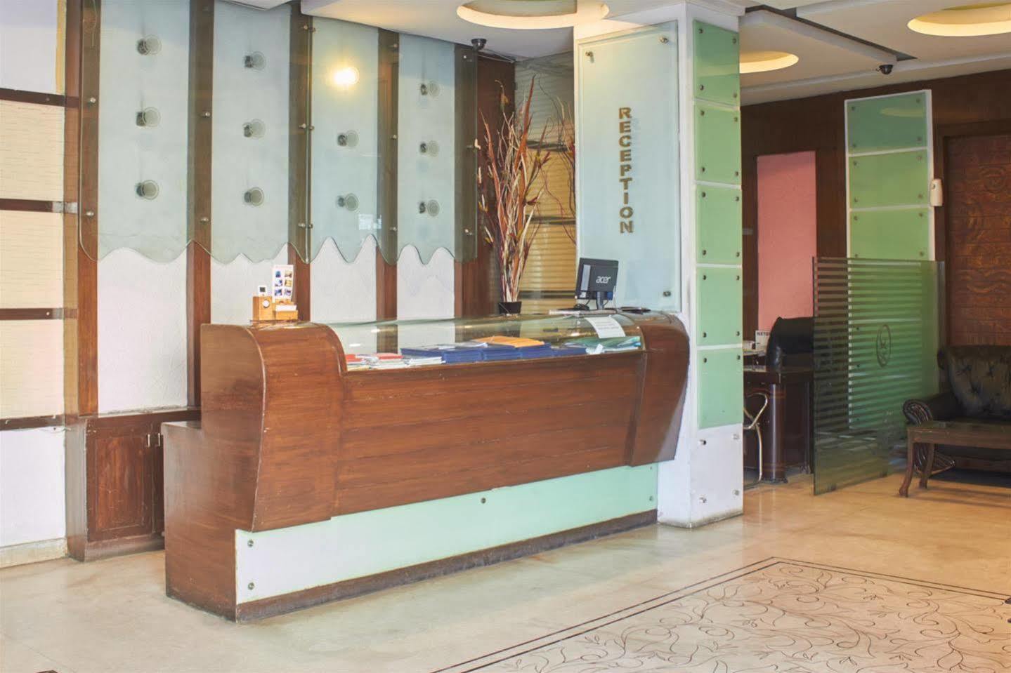 Fabhotel Royal Residency II - Nr Lakdikapul Metro Station Hyderabad Eksteriør billede